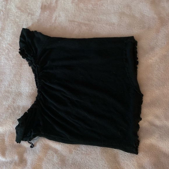 Garage off the shoulder shirt, in black - Picture 3 of 3